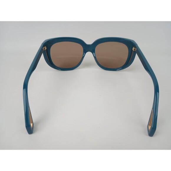 Gucci Turquoise Square Women\'s Sunglasses GG0468S 005 Case main image 6